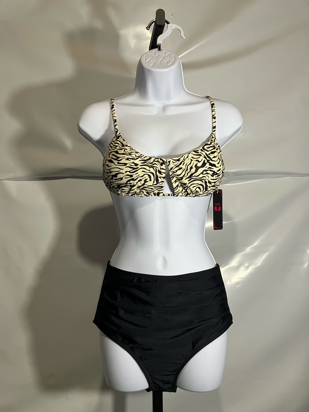 Women’s High-Waist Two-Piece Swimsuit in Yellow Zebra Print Size Small
